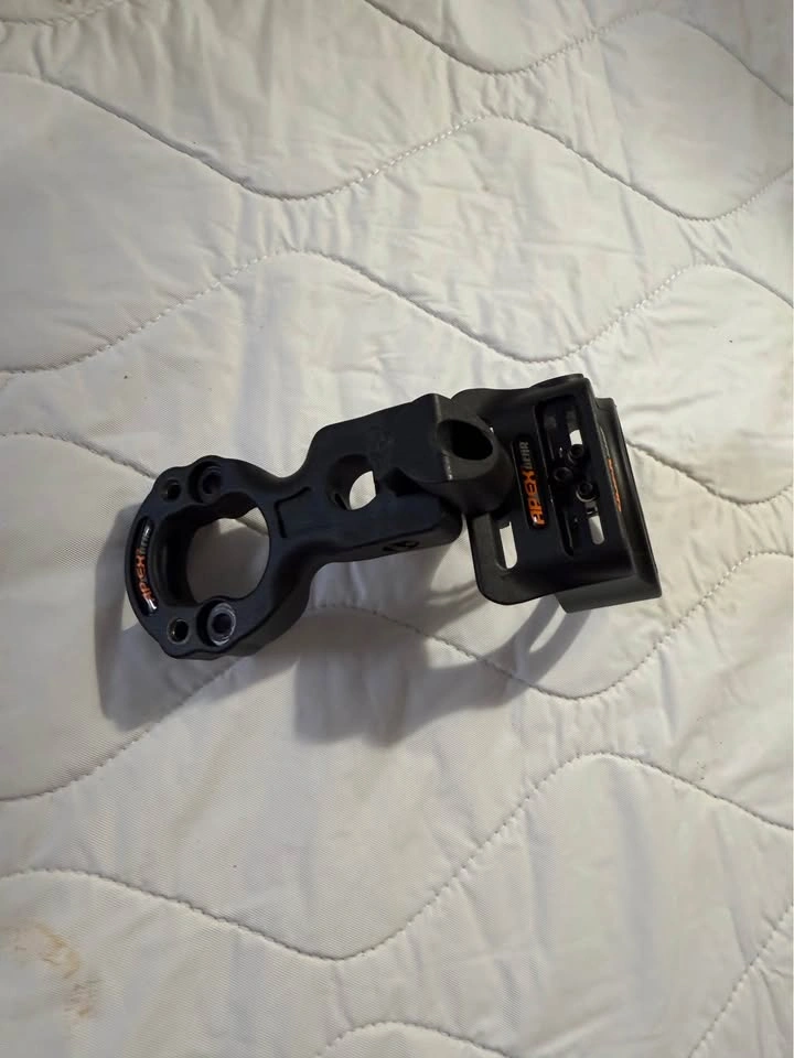 Apex Gear 3-Pin Bow Sight - photo 3
