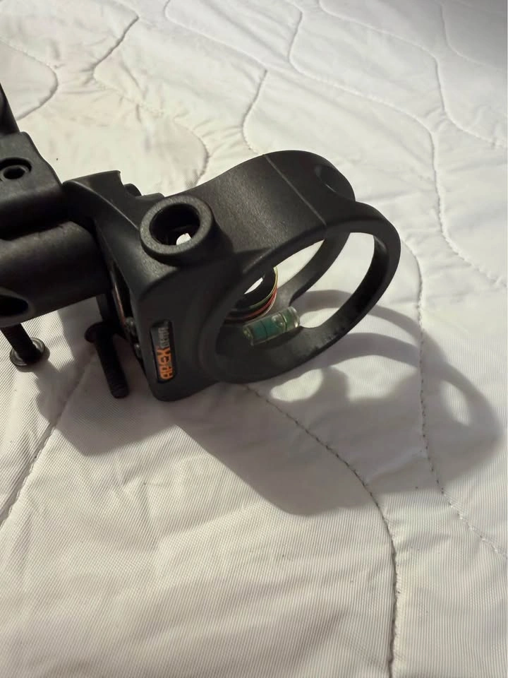 Apex Gear 3-Pin Bow Sight - photo 5