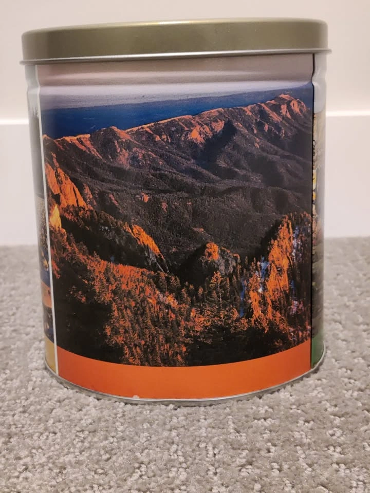 Scouts Canada Collectible Trail’s End Gourmet Popcorn Tin Box - photo 2