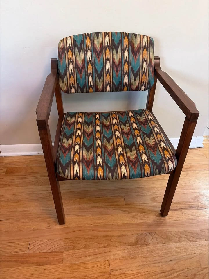 Marden MCM Accent Chair – Completely Restored - photo 3