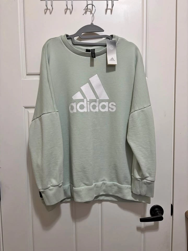 Adidas Women’s FI BOS Crew Sweatshirt Linen Green Size 2X