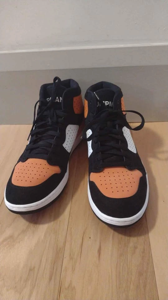 Jordan Access Shattered Backboard