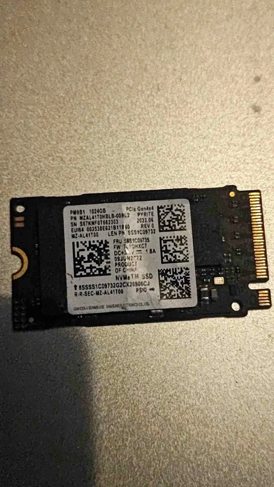 Samsung PM9B1 1024GB NVMe PCIe Gen4x4 SSD