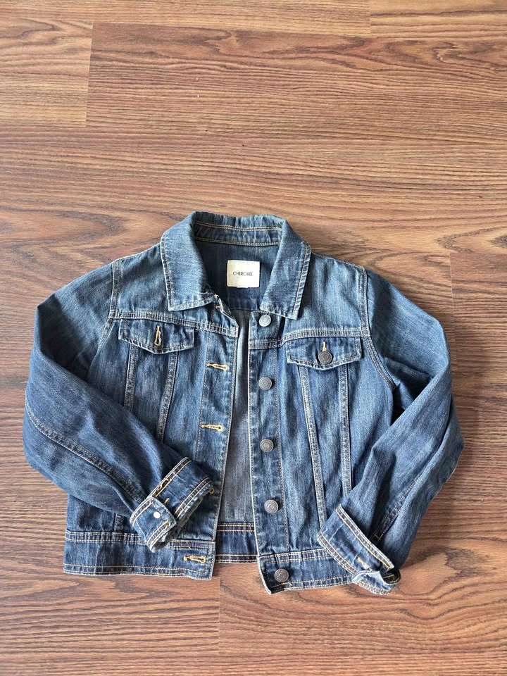 Cropped Denim Jacket