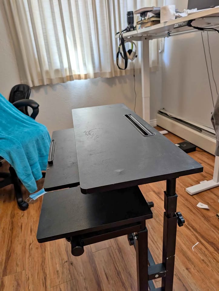 Hight Adjustable desk with office chair
