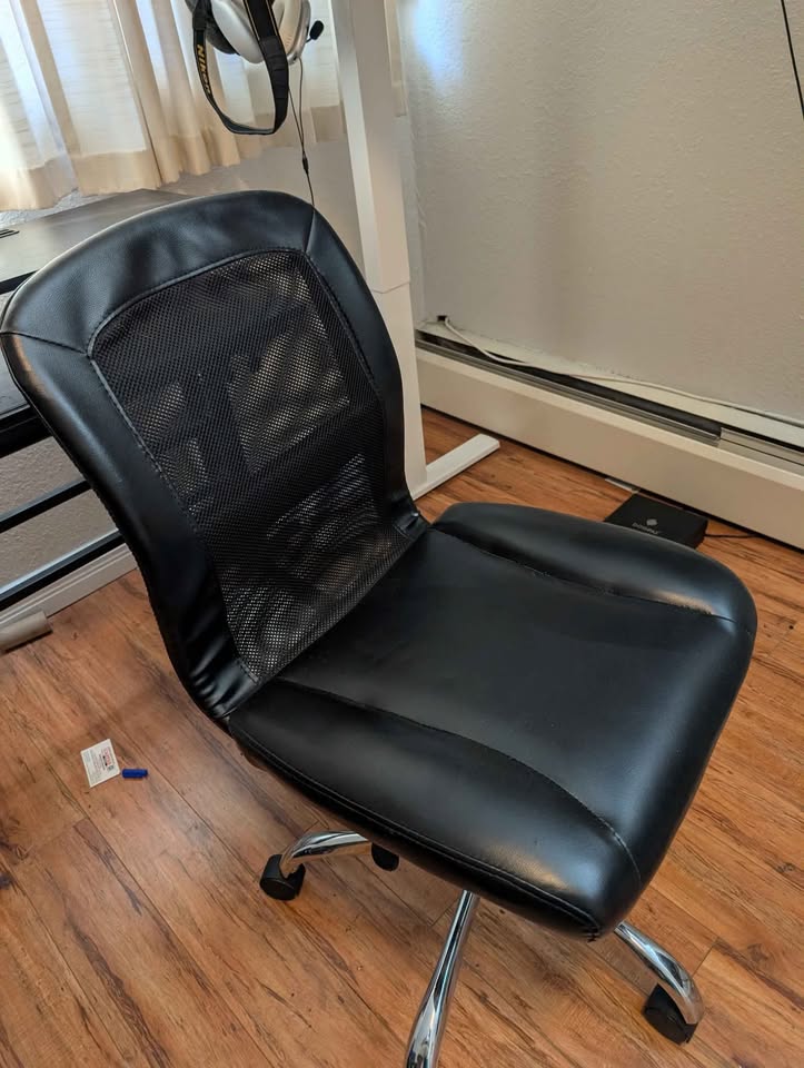 Hight Adjustable desk with office chair - photo 4