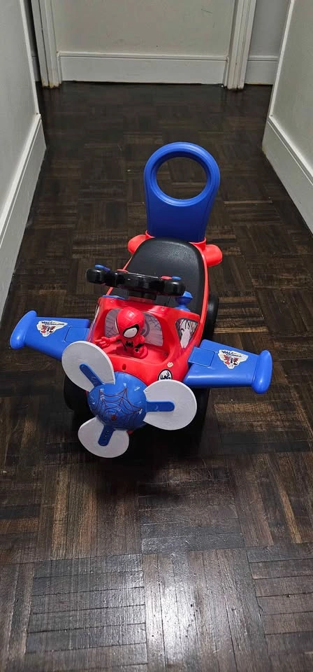 Huffy Tricycle, Lamborghini Ride-On, and Spider-Man Airplane - photo 4
