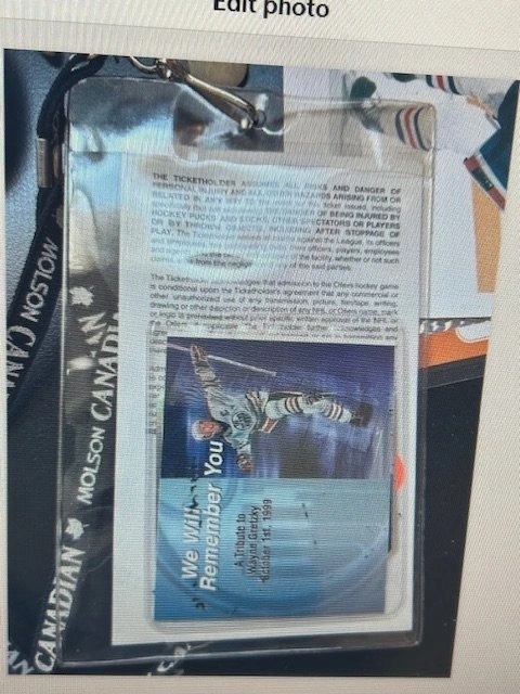 Wayne Gretzky Autographed - photo 2