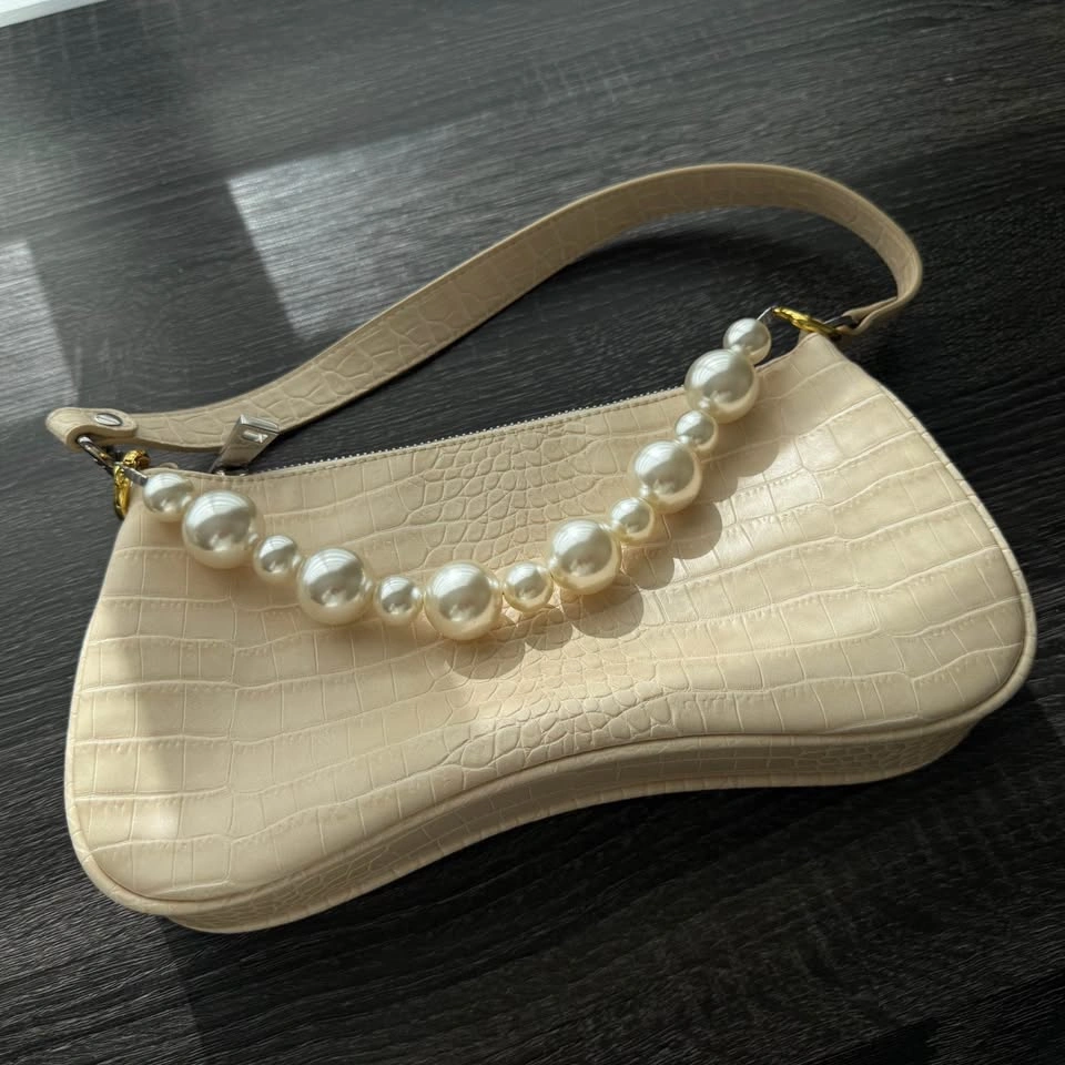 JW PEI Eva Shoulder Handbag + Anna Faux Pearl Chain - photo 5