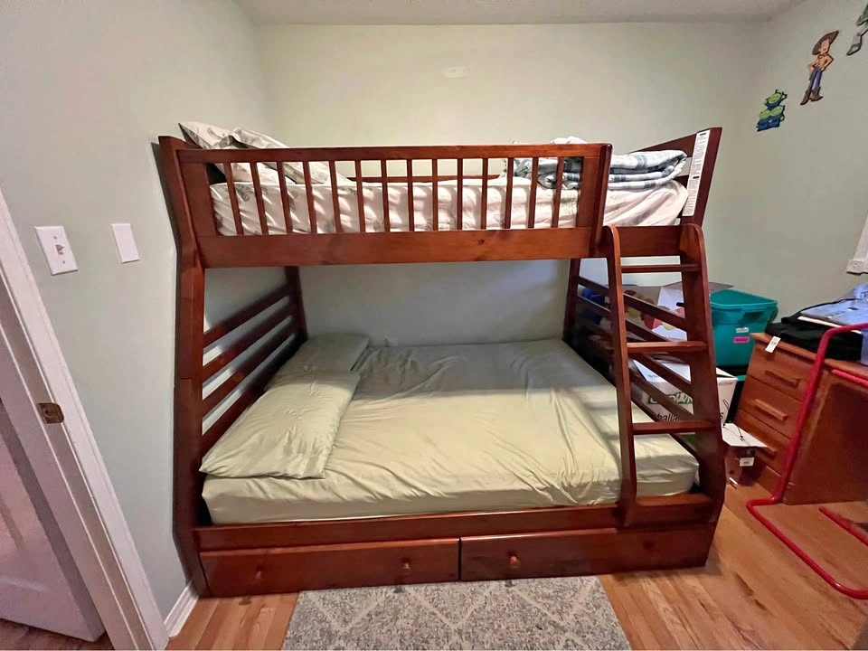 Twin Over Full Solid Wooden Bunk Beds with 2 Storage Drawers