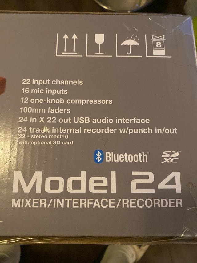 Tascam Model 24 Mixer - photo 2