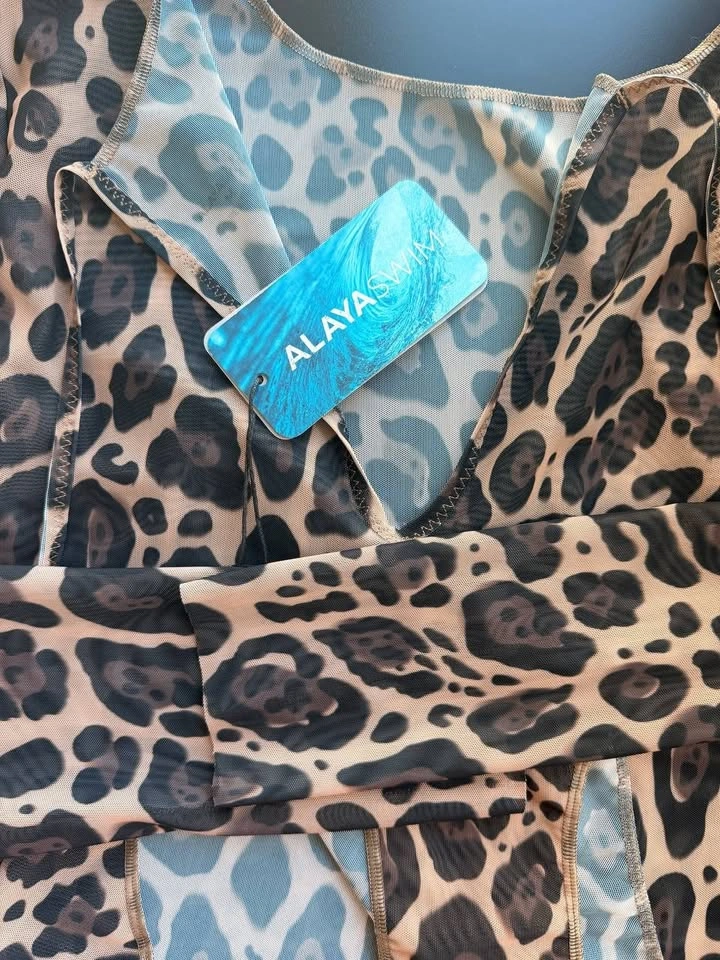 NEW Alayaswim One Piece Swimsuit - Leopard Print-Size M - photo 5