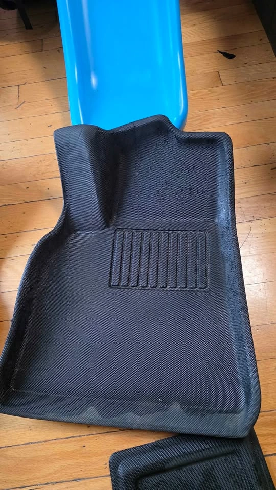 Tesla Model Y Floor Mats - photo 2
