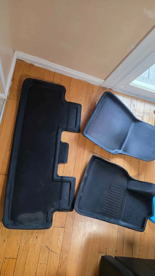 Tesla Model Y Floor Mats - photo 4