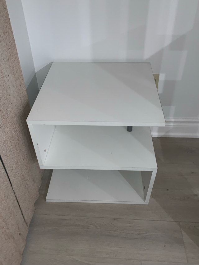 White Wooden Night Table - photo 5