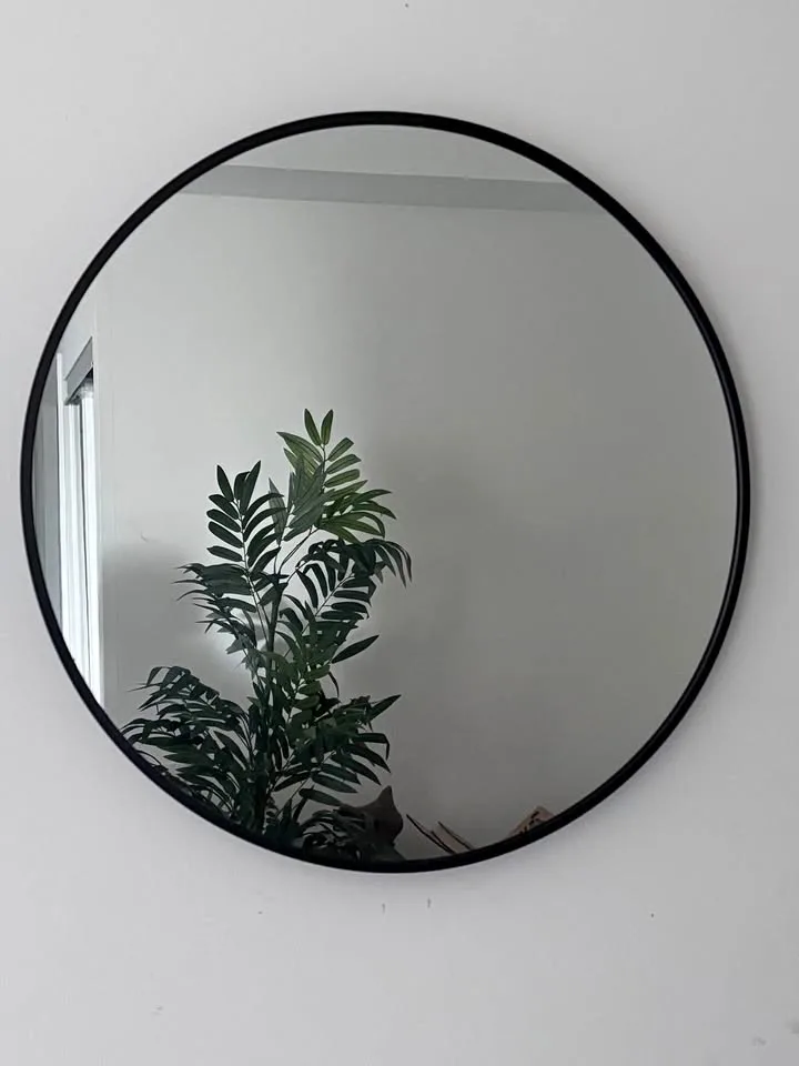 Mirrors thumbnail
