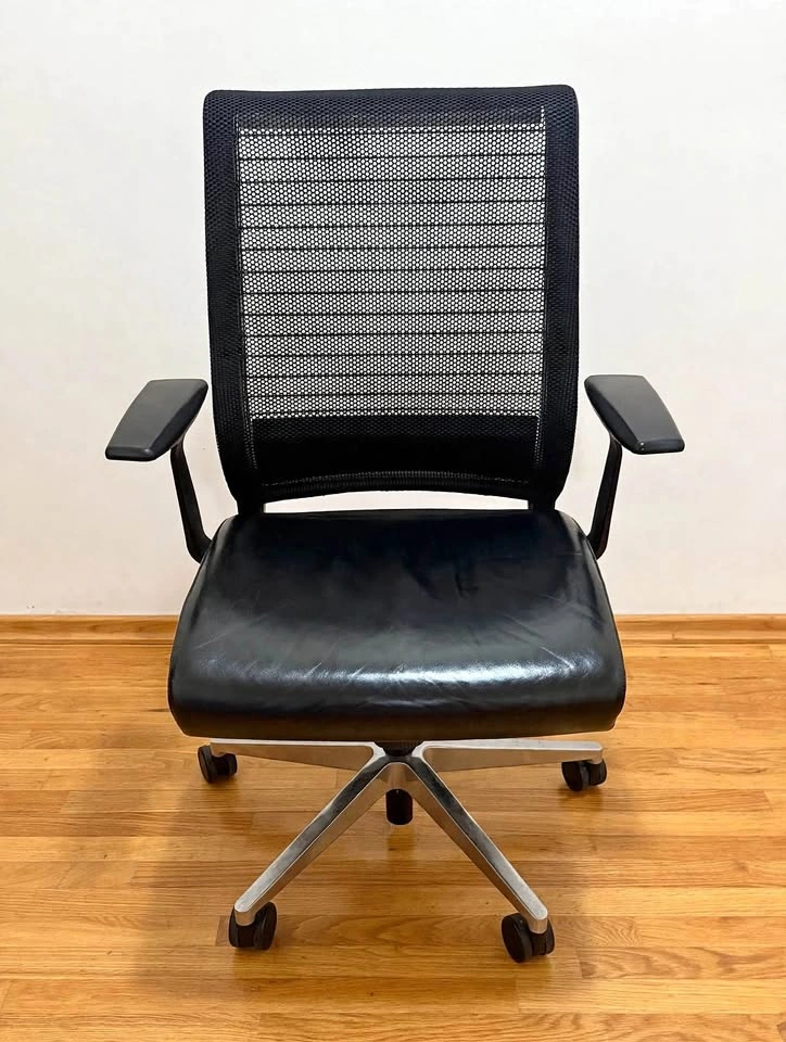 Steelcase Think V1 - RARE Genuine Leather + 3D Knit - Polished B