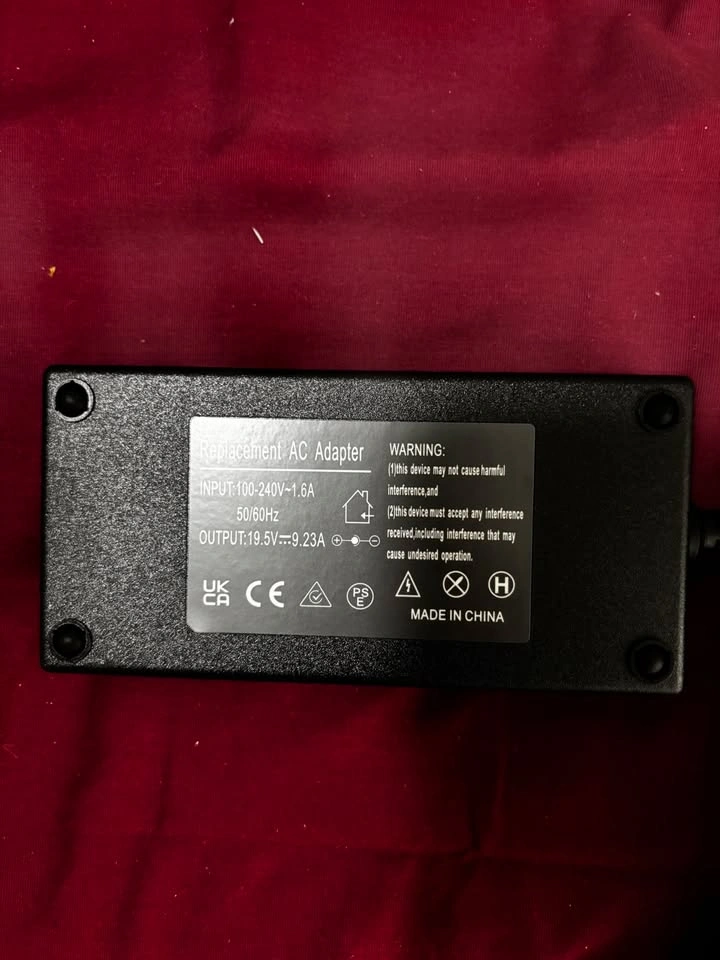180W Laptop Charger 19.5V 9.23A - Multi-Tip - photo 2