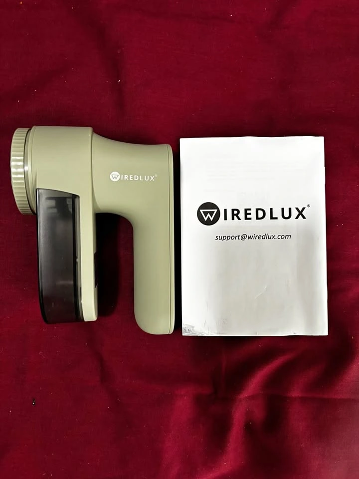 WIREDLUX Rechargeable Fabric Shaver - USB-C