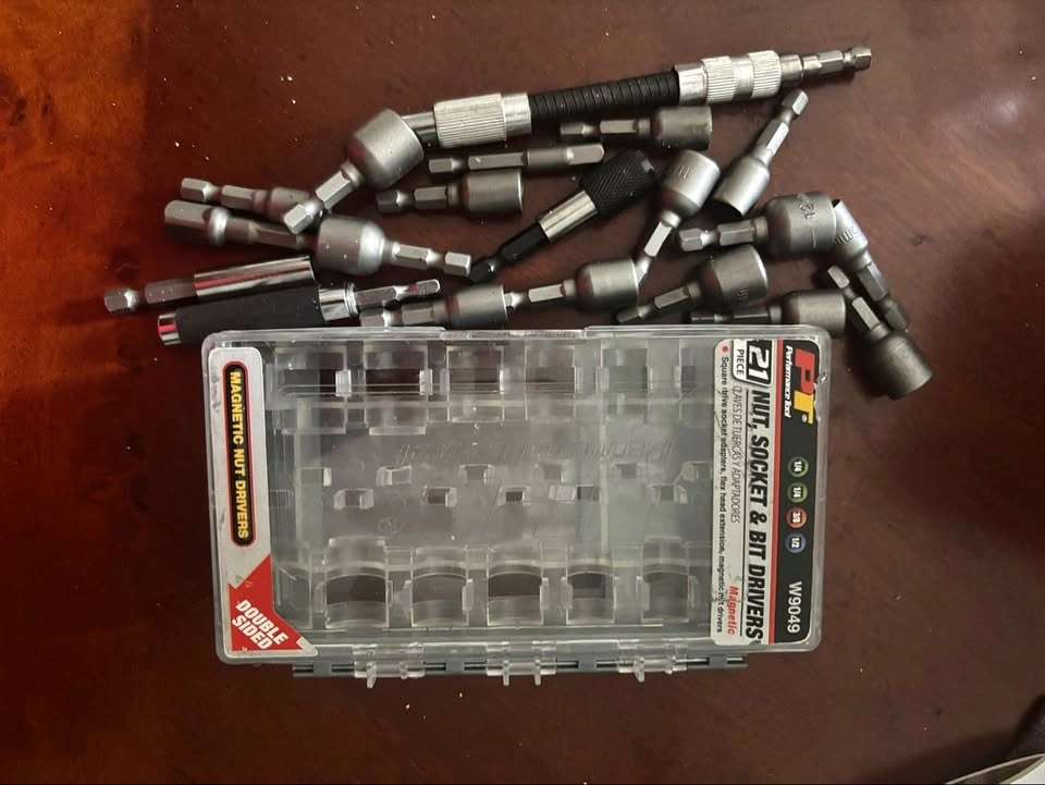 Performance Tool 21pc Nut Socket & Bit Driver Set W9049