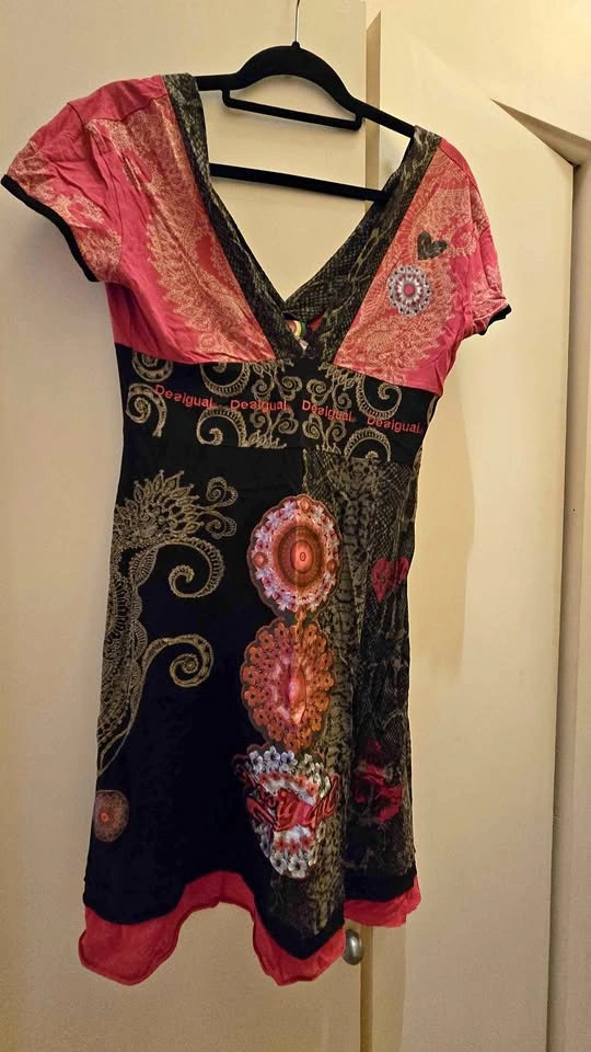 FABULOUS Spanish Brand Desigual Dress V Neck A Line Medium