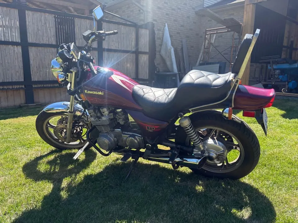 1985 Kawasaki zn 750 ltd image indicator(2)