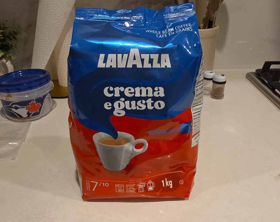 Lavazza Crema e Gusto Classico Whole Bean Coffee