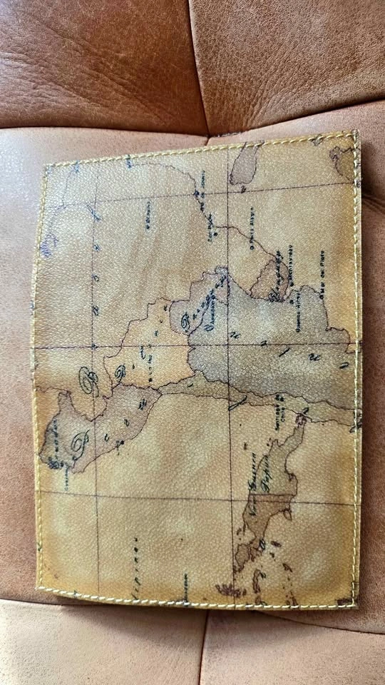 Alviero Martini World Passport Cover