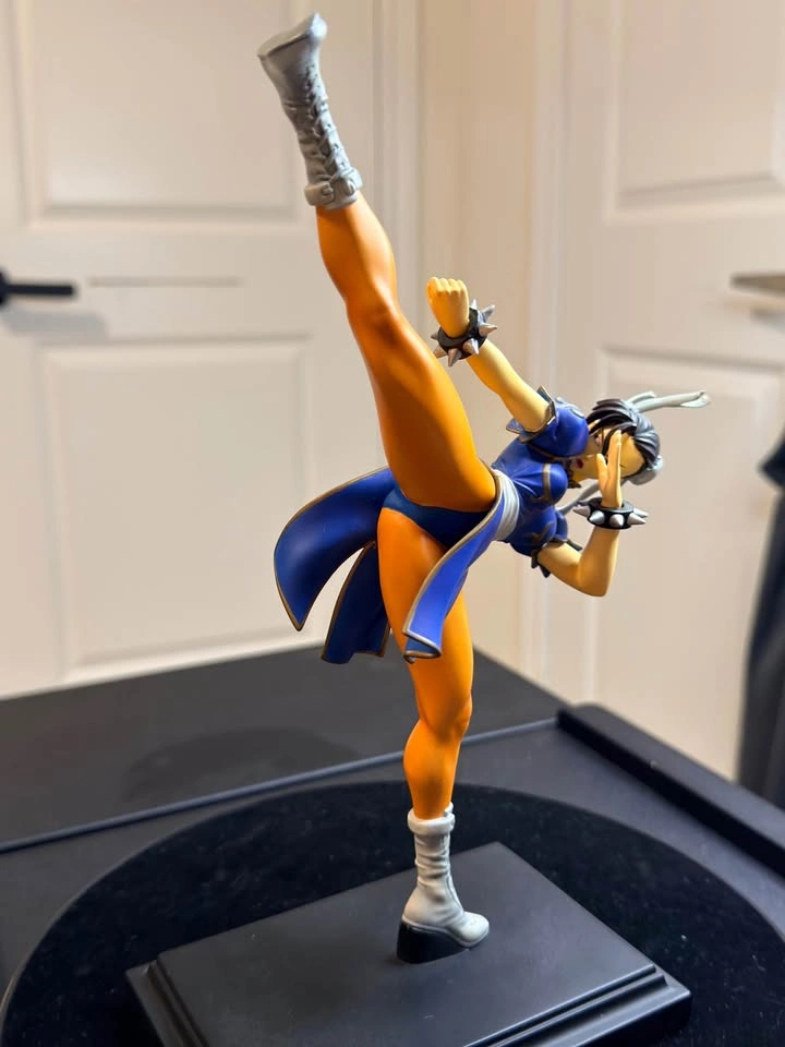 Epoch Statue Chun-Li Super Street Fighter II 1/8 Scale - photo 5