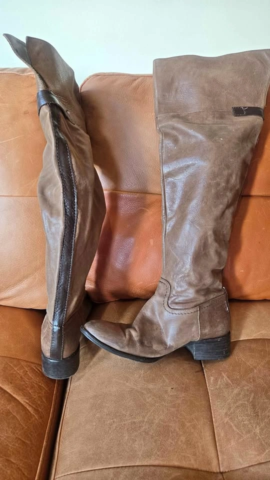 Beautiful Above Knee 2 Tone Leather Boots Lisbon