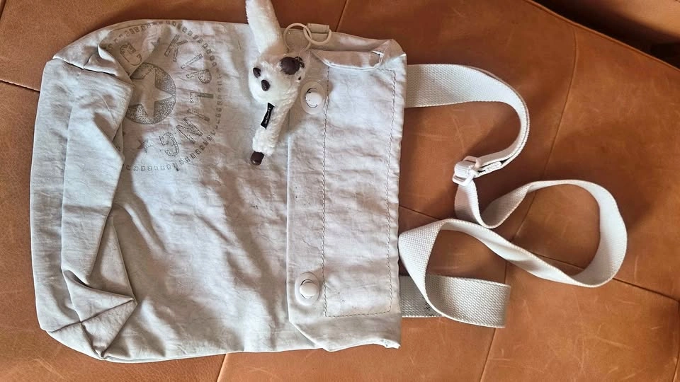 Kipling White Cross Body with Toy Guerilla