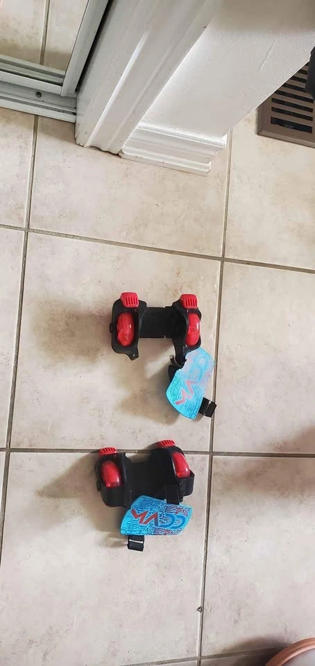 Over shoe roller skates