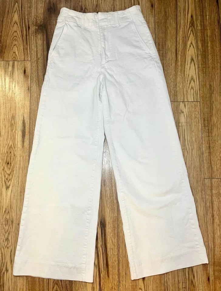 Uniqlo High-Waisted Wide-Leg Jeans (Off-White/Cream) - Size Smal - photo 2