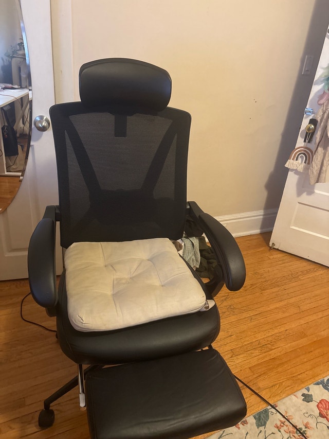 comfortable chair for sale - photo 2