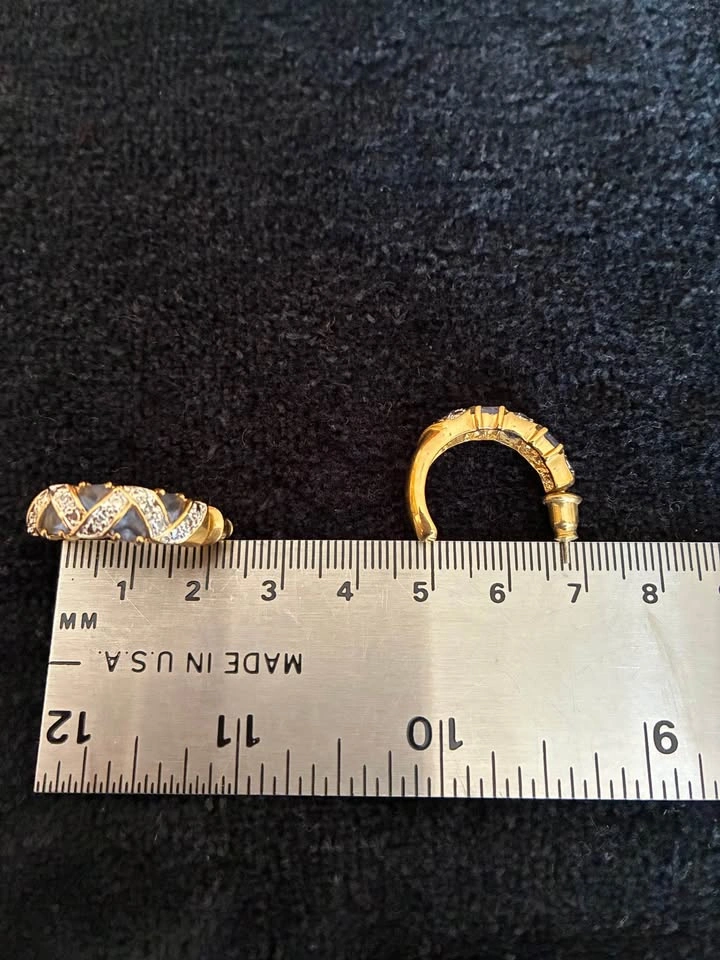 Vintage Gold-Tone Crossover Half-Hoop Earrings (Light Blue Stone - photo 2