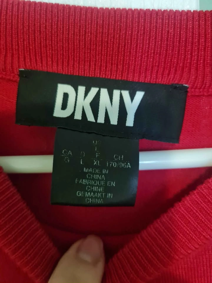 DKNY sweater size XL - photo 2
