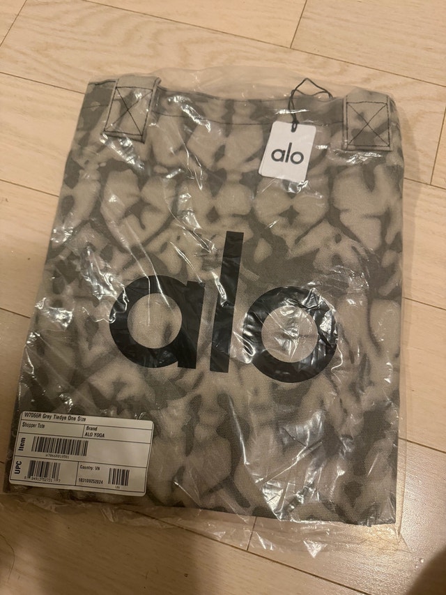 Alo Tote Bag - Brand new