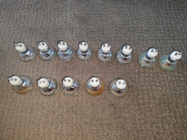 13 x GU10 Halogen Light Bulbs, 50W – Used - photo 5