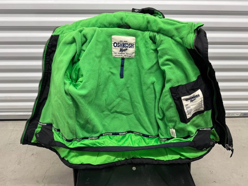 Oshkosh Winter Jacket for Boys 6Y - photo 2
