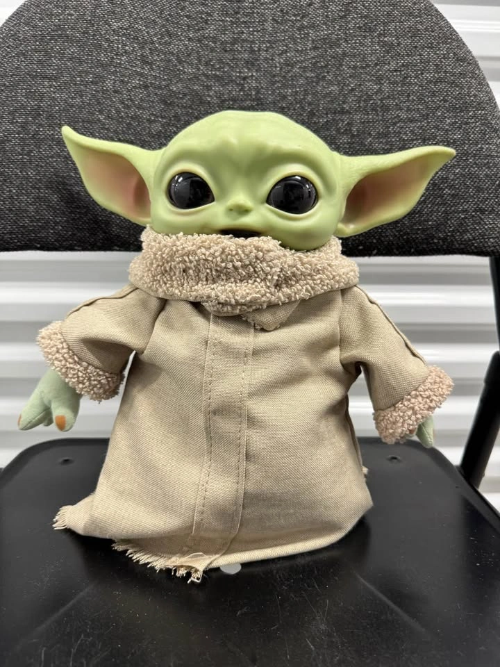 Star Wars The Mandalorian The Child 11 inch Plush Toy - photo 4