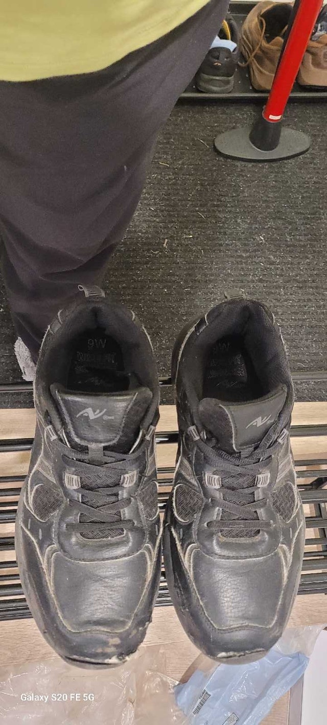 Avia Sneakers Unisex Size 9 - photo 3