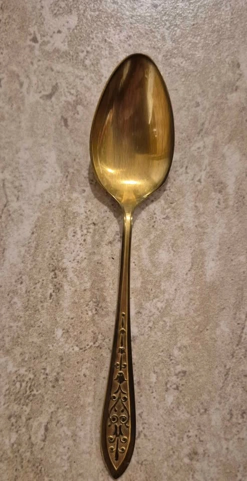 Vintage gold-tone spoons, set of 6 in original case - photo 3