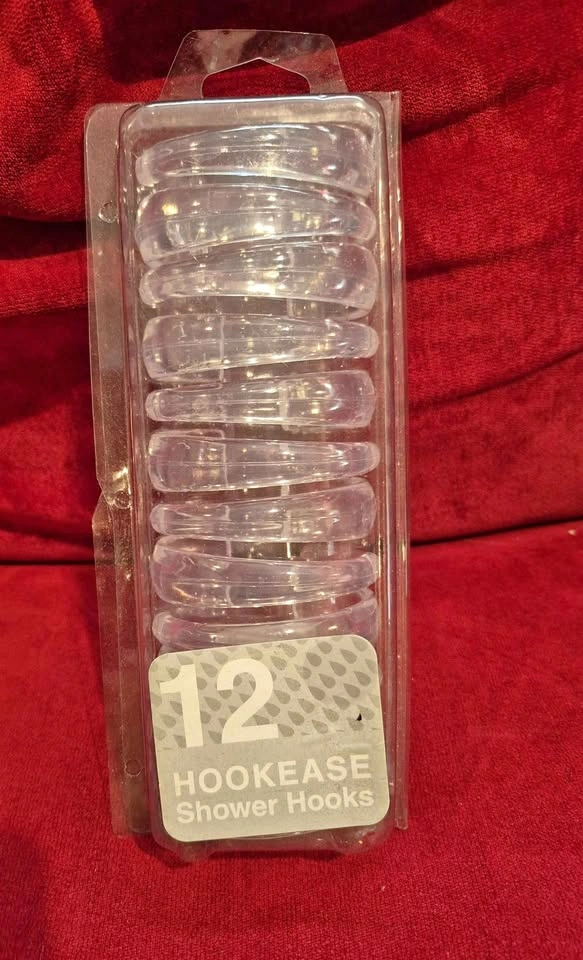 12 Shower Hooks (Skokie)