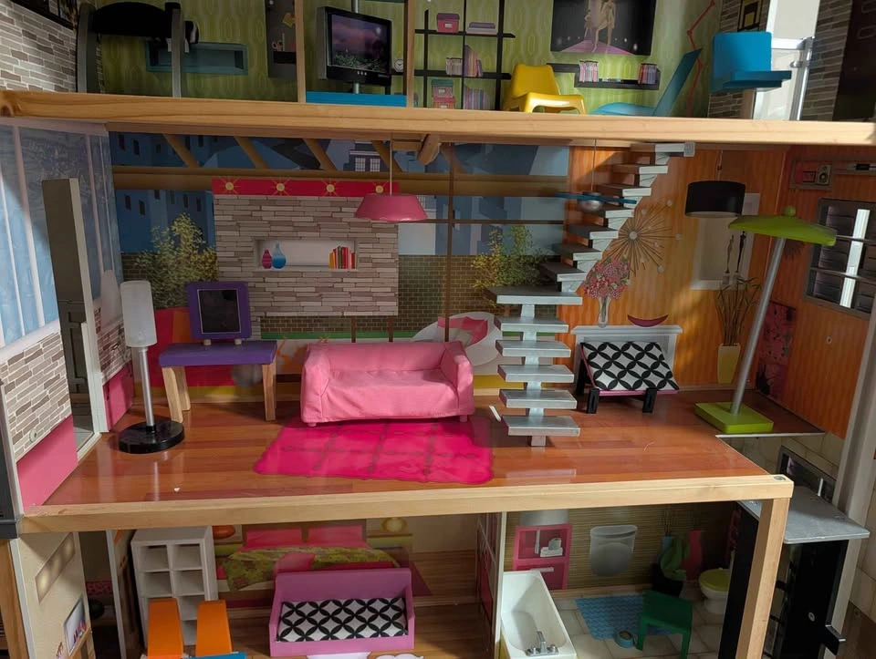 Large 4-Story Dollhouse with Elevator, Garage & Furniture - photo 3