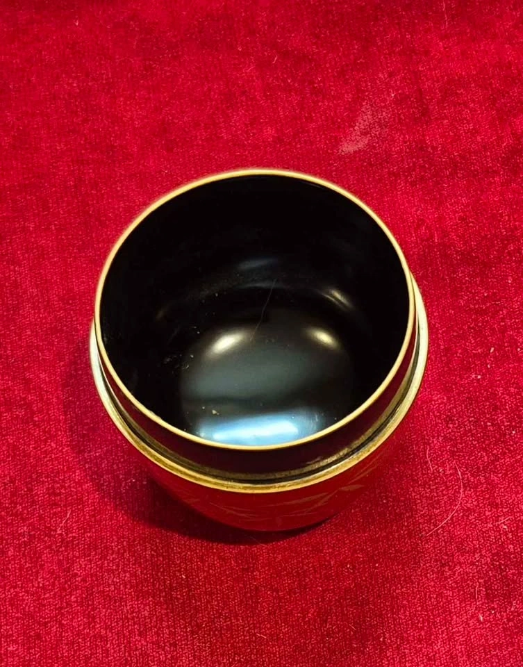 Red Lacquer container with gold for tea ceremony (Skokie) - photo 4