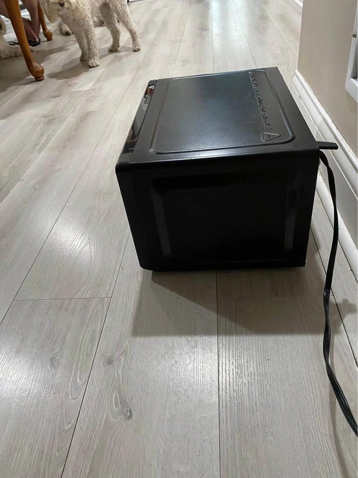 Microwave - photo 3