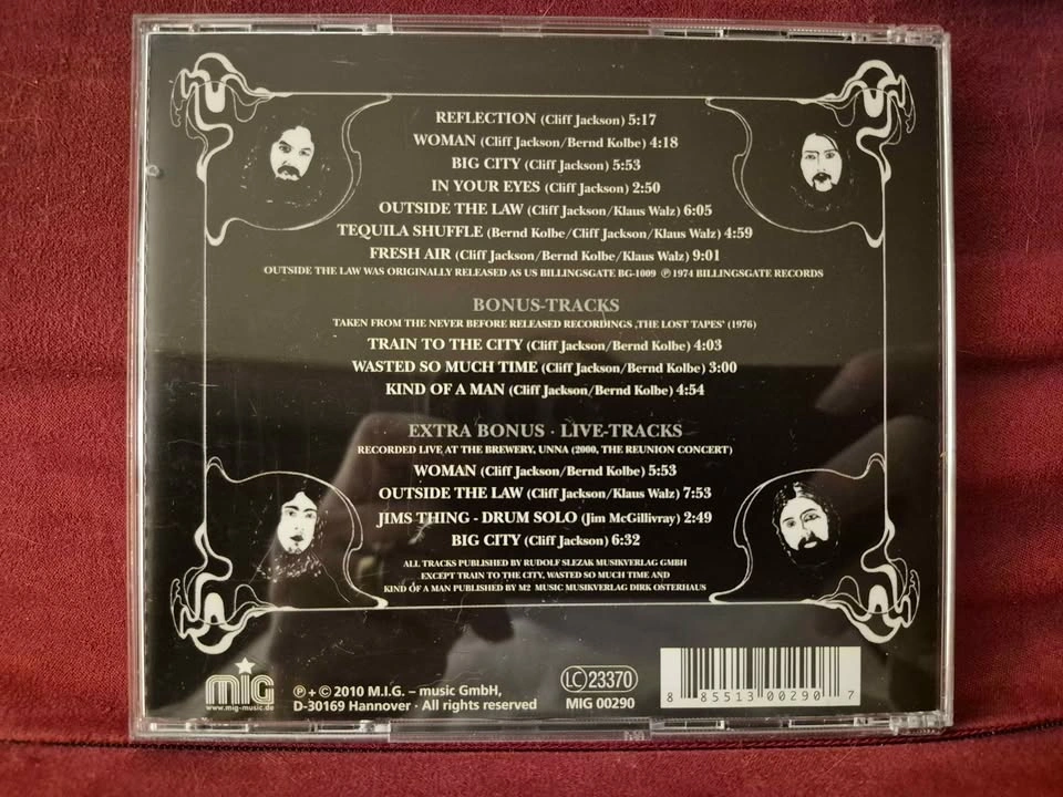 Epitaph - Outside the Law, rock CD - photo 2