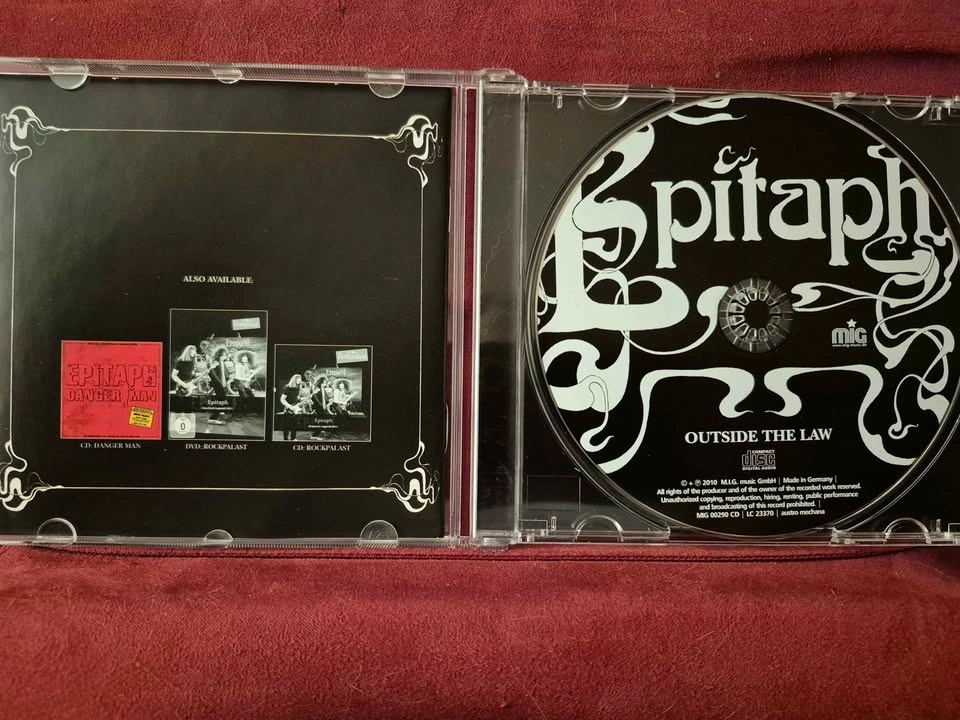 Epitaph - Outside the Law, rock CD - photo 3