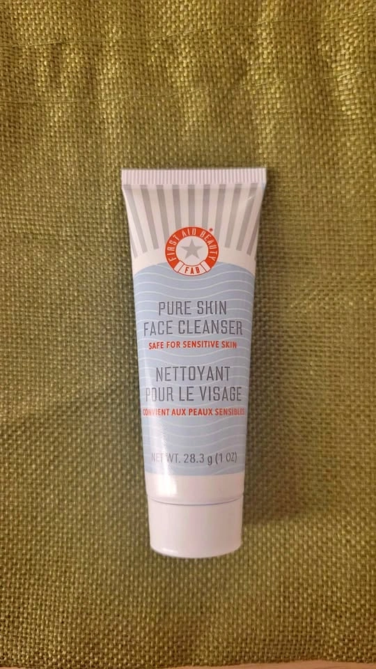 First Aid Beauty Pure Skin Face Cleanser