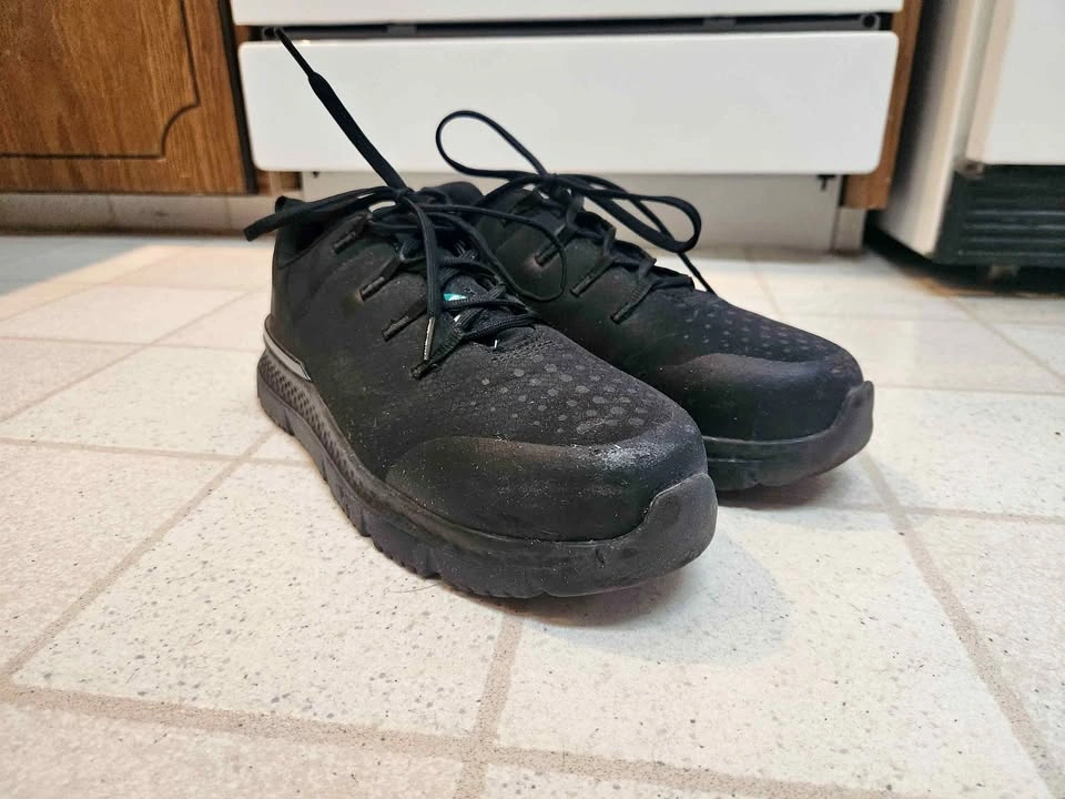 Women's Steel Toe Work Shoes (Size 10)